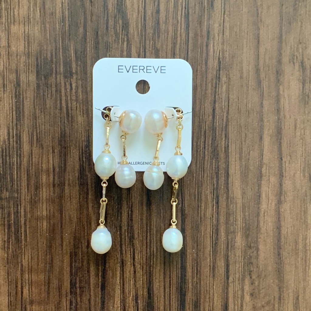 Evereve Clara Pearl Statement Earring